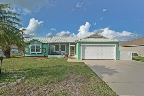 191 SW Starfish Avenue Port St Lucie FL 34984