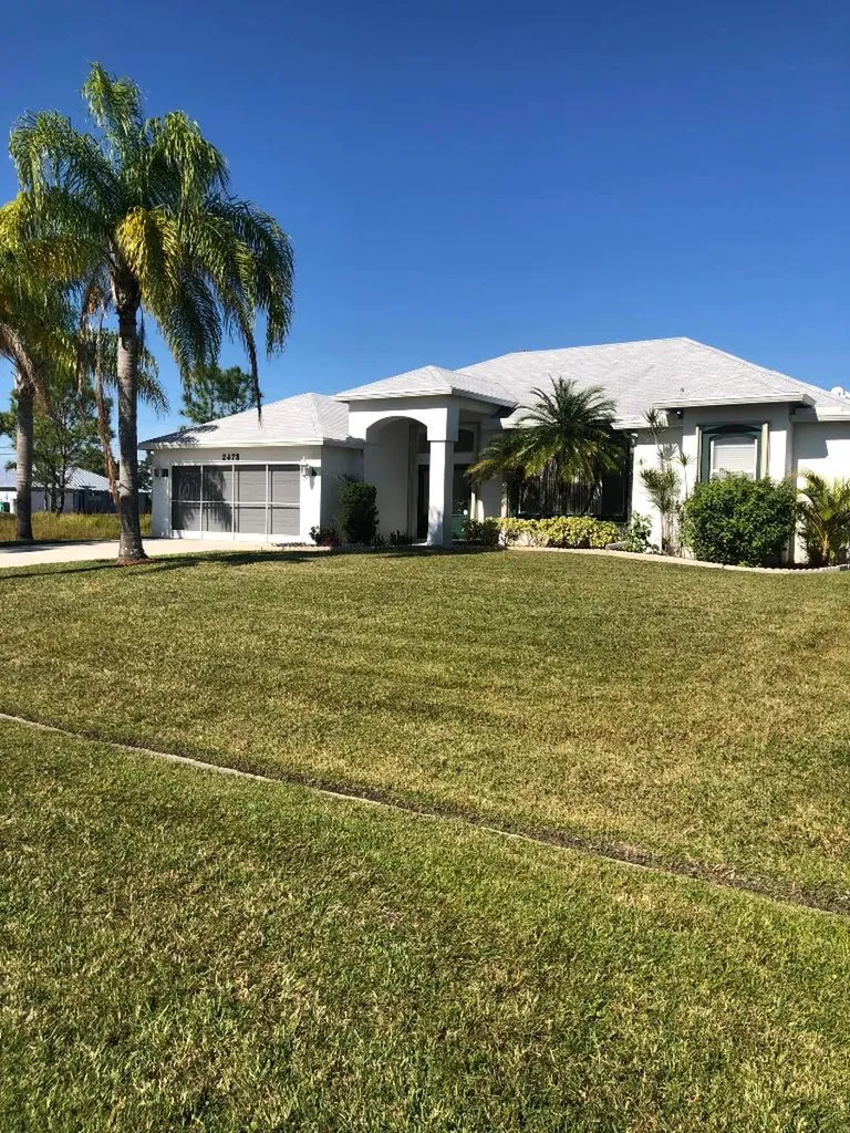 2473 SW Santana Avenue Port St Lucie FL 34953