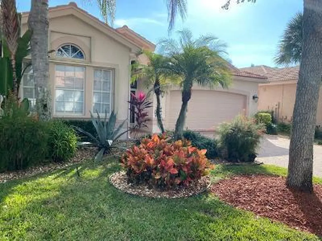 8820 Palm River Drive Lake Worth FL 33467