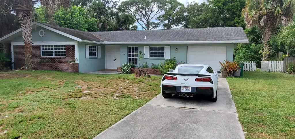 1154 SW Airoso Boulevard Port St Lucie FL 34983