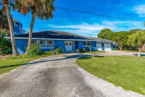 131 U Vista Court Fort Pierce FL 34947