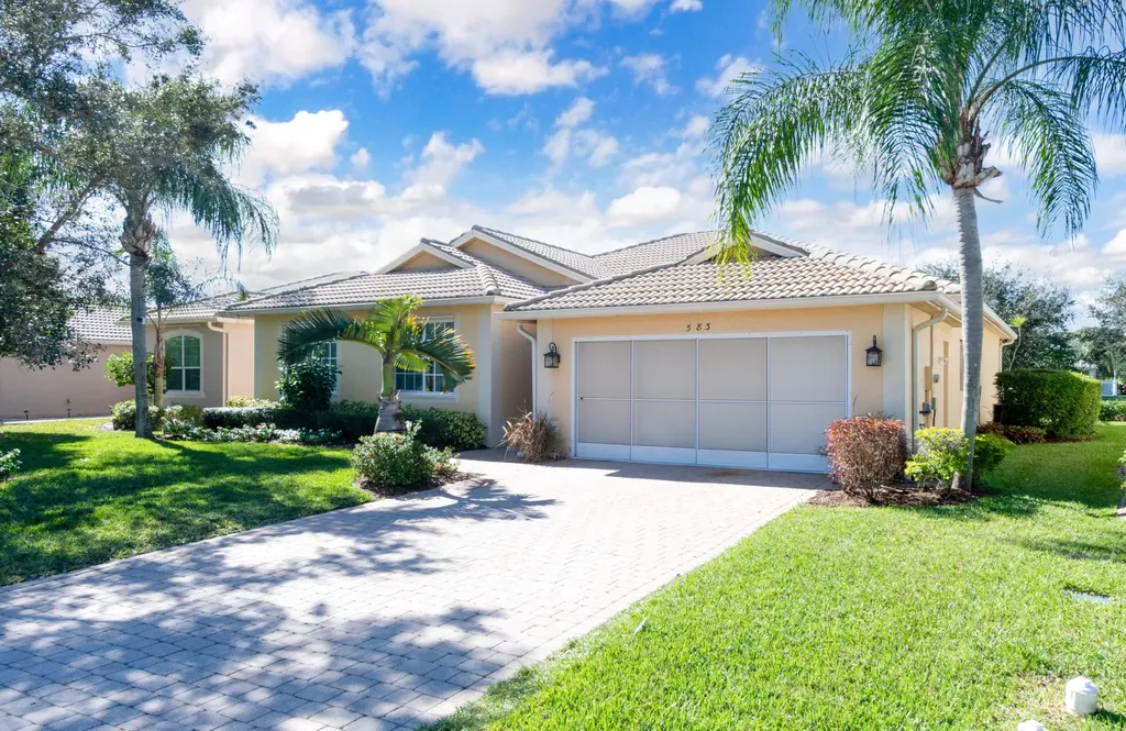 583 NW Waverly Circle Port St Lucie FL 34983