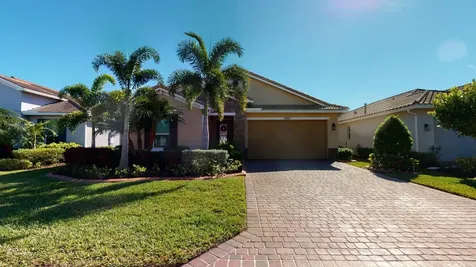 10011 SW Oak Tree Circle Port St Lucie FL 34987