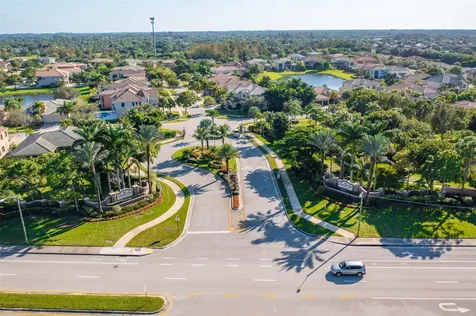 9266 Oak Alley Drive Lake Worth FL 33467
