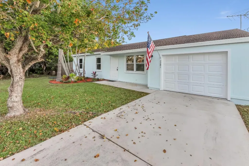 2281 SE Baron Street Port St Lucie FL 34952