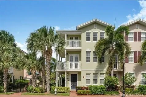 1041 W Heritage Club Circle Delray Beach FL 33483