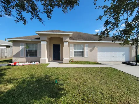 1317 SE Bayharbor Street Port St Lucie FL 34983