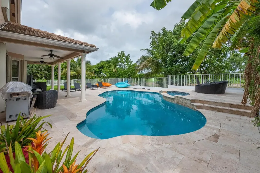 12801 Yardley Drive Boca Raton FL 33428