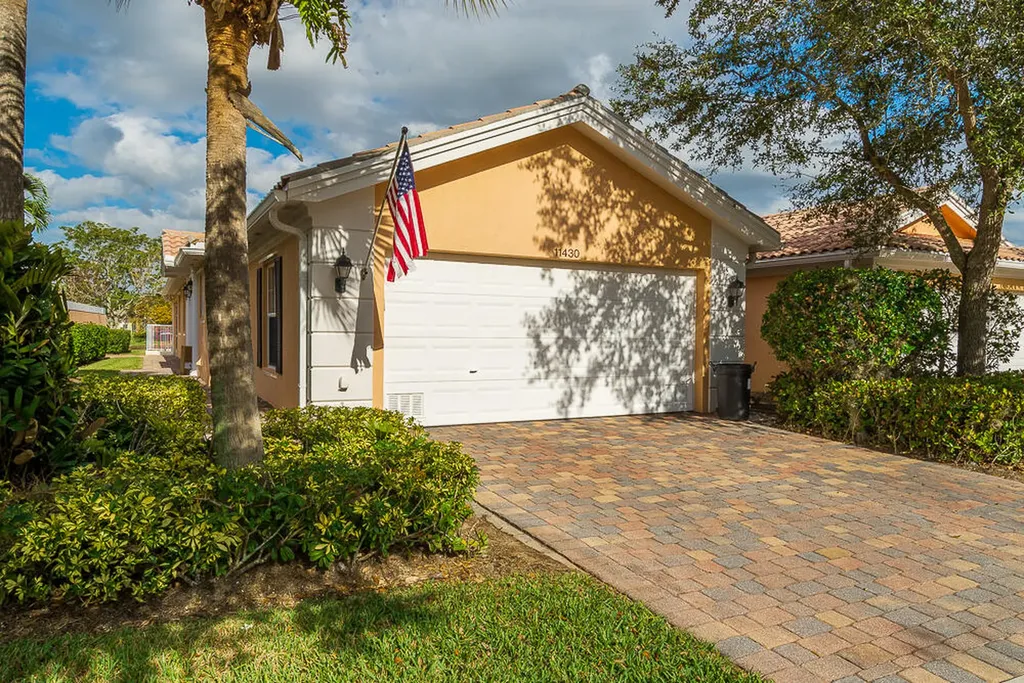 11430 SW Pembroke Drive Port St Lucie FL 34987