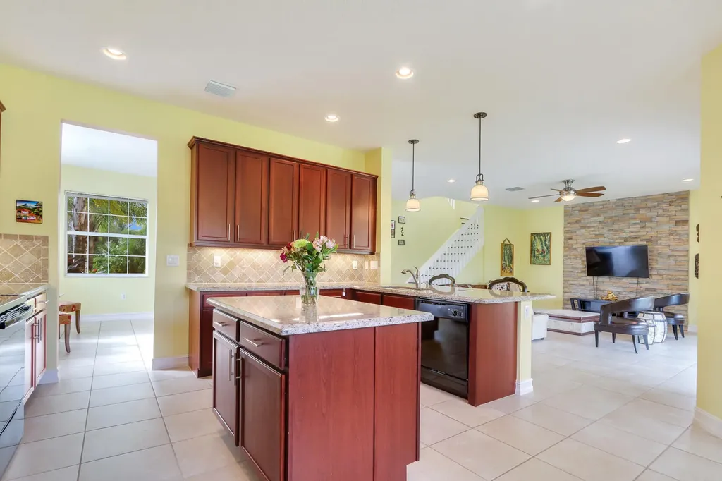 8185 Fiera Ridge Drive Boynton Beach FL 33473