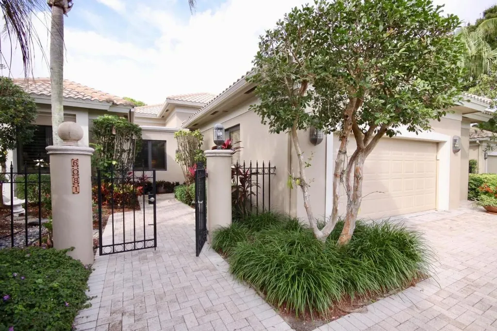 6081 NW 23rd Avenue Boca Raton FL 33496