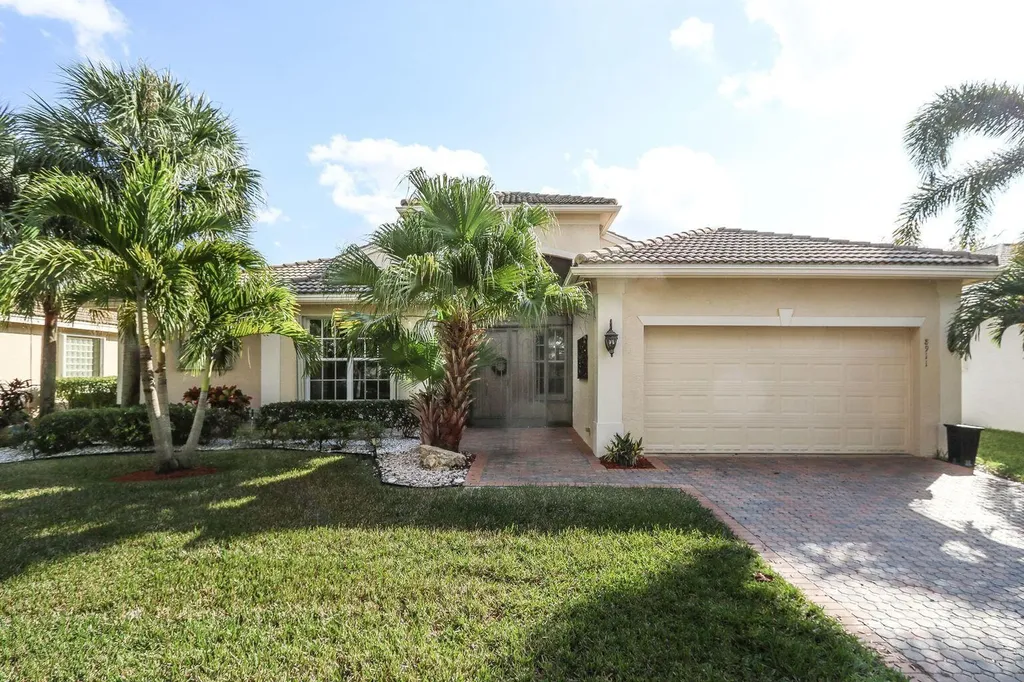 8911 Majorca Bay Drive Lake Worth FL 33467
