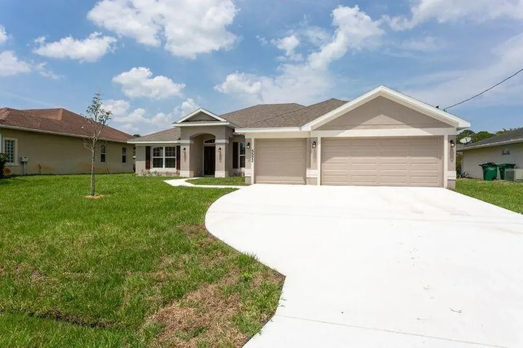 5420 NW Arrowhead Terrace Port St Lucie FL 34986