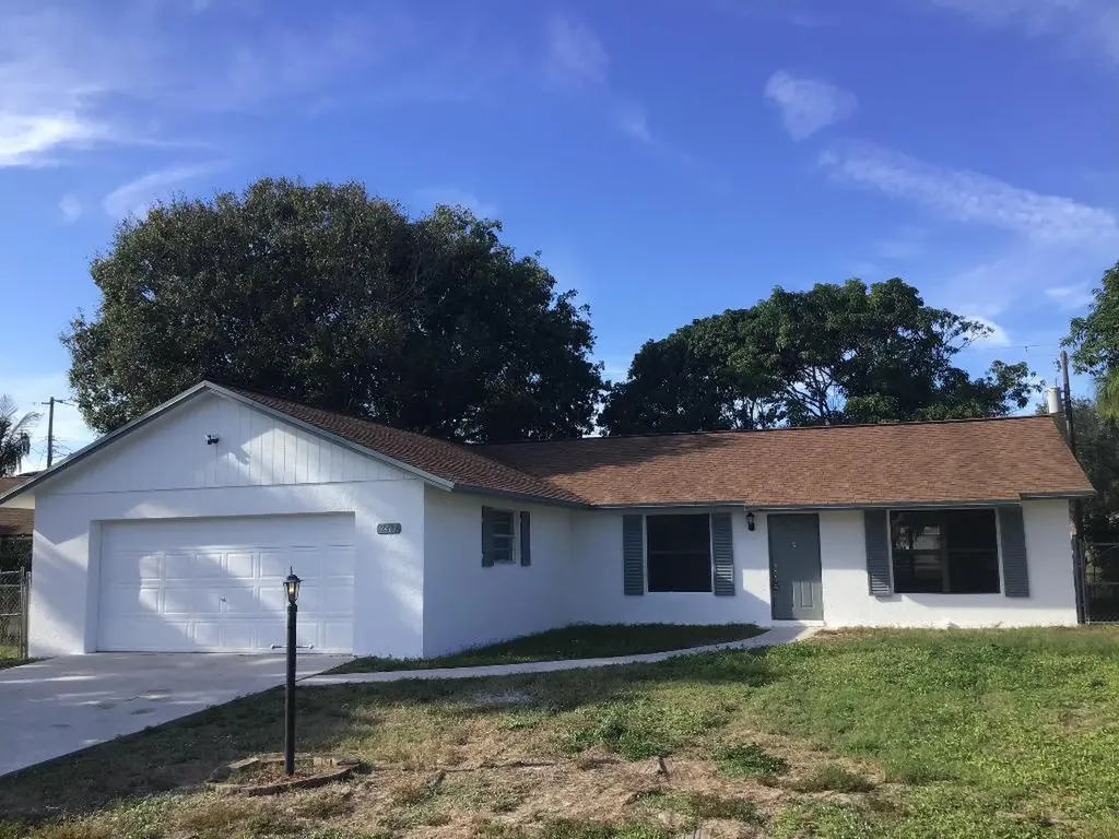 7463 SE Peacock Street Hobe Sound FL 33455