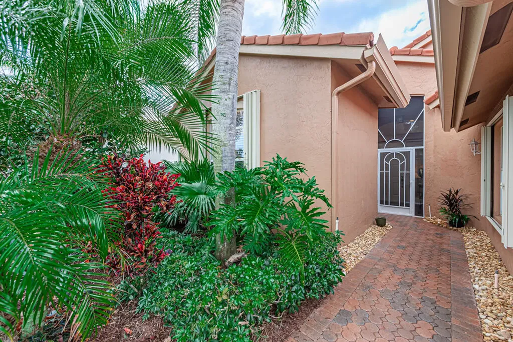 8909 Via Tuscany Drive Boynton Beach FL 33472