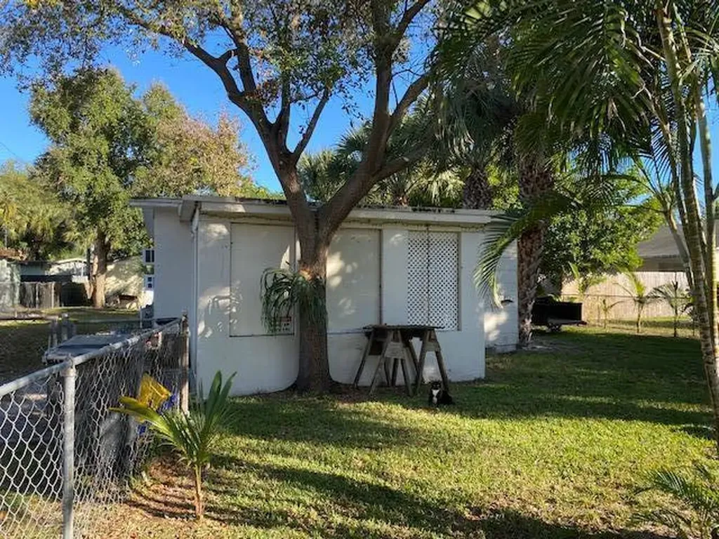 722 Summer Street Lake Worth FL 33461