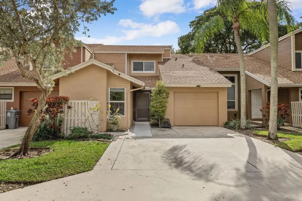 22496 Cypress Wood Lane Boca Raton FL 33428