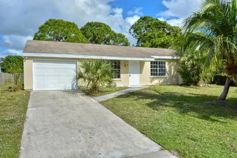 382 SW Kentwood Road Port St Lucie FL 34953