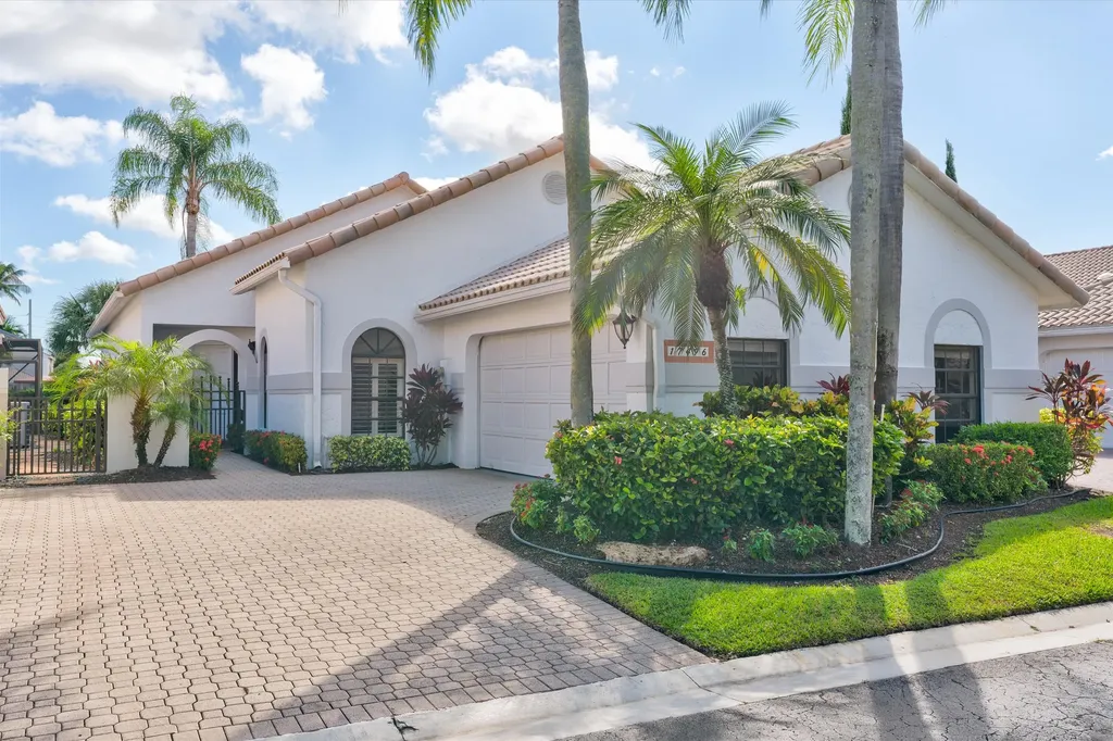 17496 Via Capri Boca Raton FL 33496
