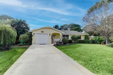 1130 SE Proctor Lane Port St Lucie FL 34983