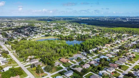 765 SE Streamlet Avenue Port St Lucie FL 34983