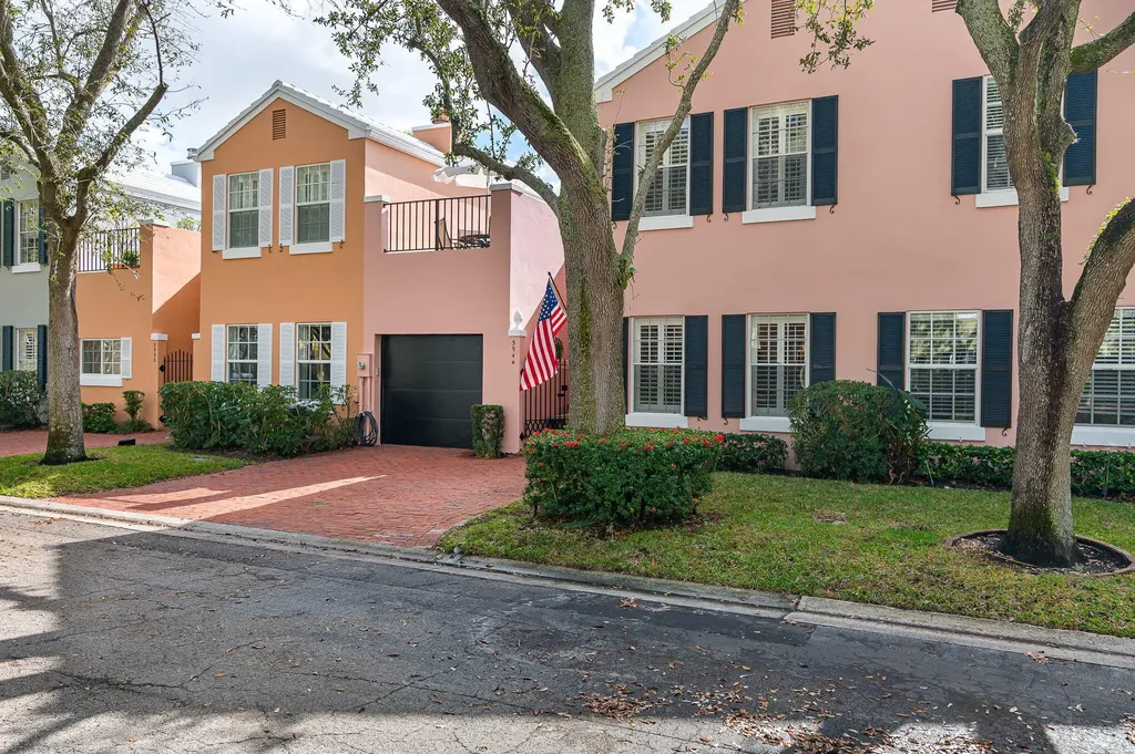 5944 Catesby Street Boca Raton FL 33433