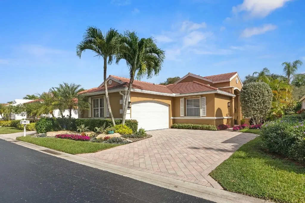 4513 Kensington Park Way Lake Worth FL 33449