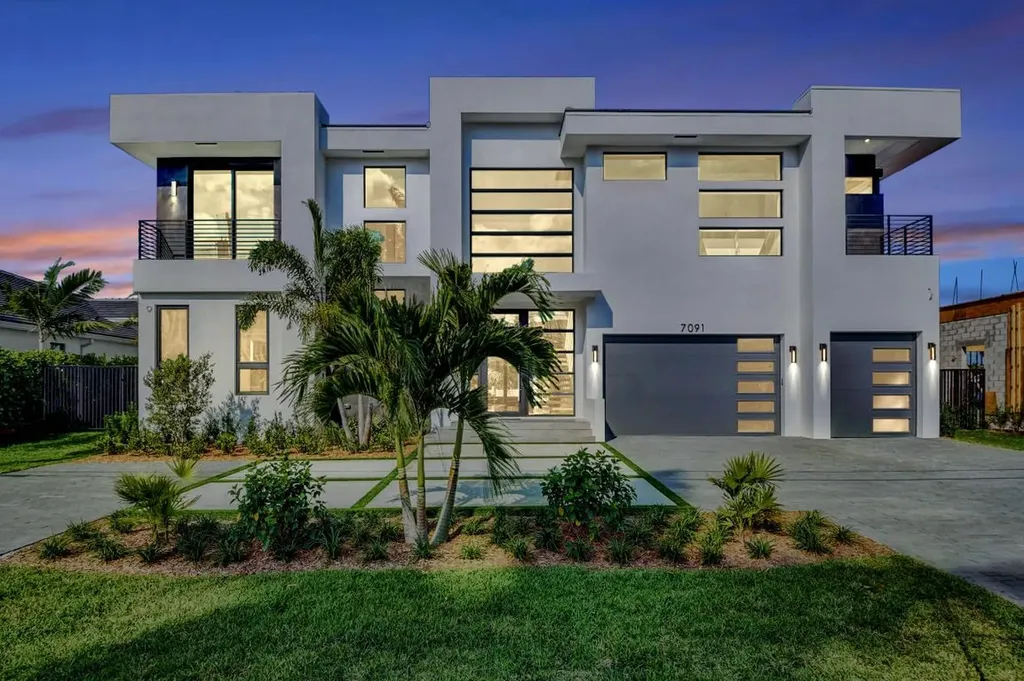 7091 NE 8th Drive Boca Raton FL 33487