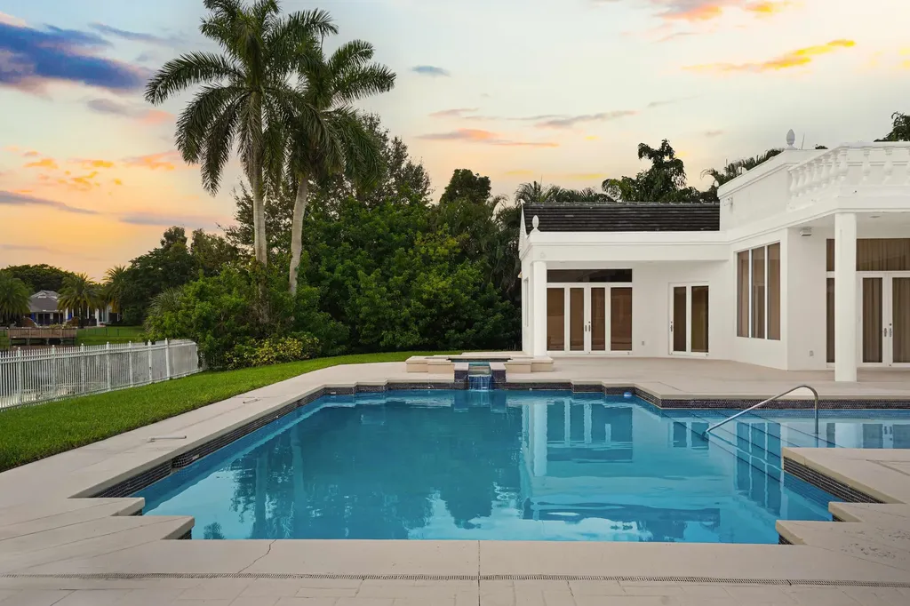 18161 Daybreak Drive Boca Raton FL 33496