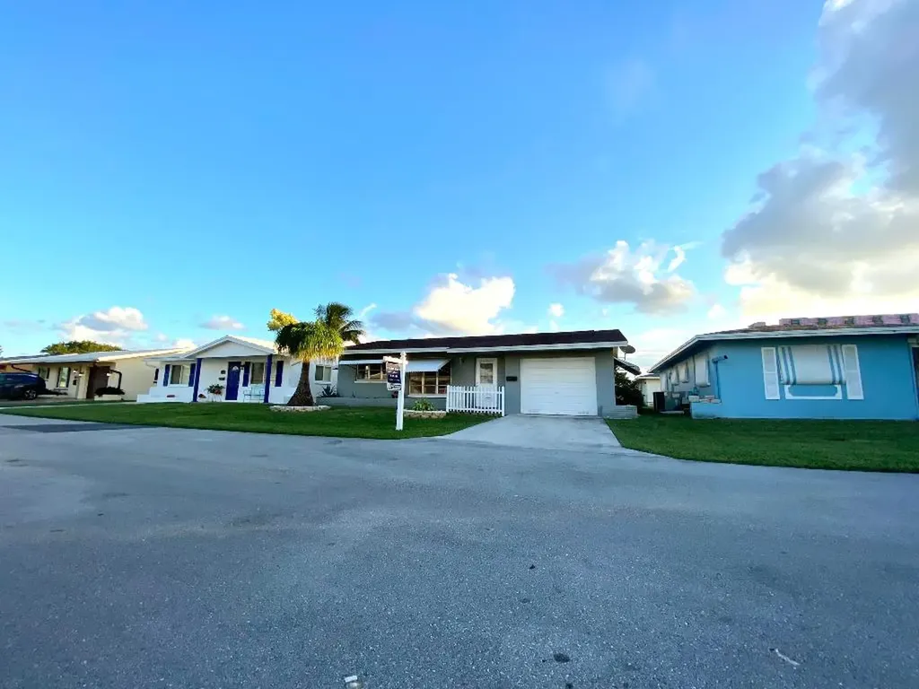 5010 NW 51st Court Tamarac FL 33319
