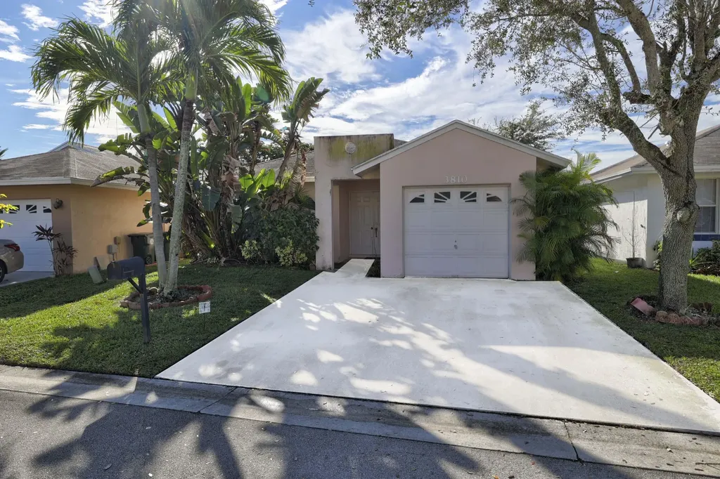 3810 NW 23rd Place Coconut Creek FL 33066