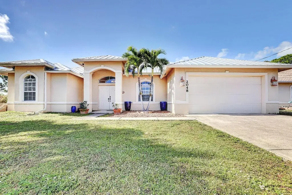 2048 SW Savage Boulevard Port St Lucie FL 34953