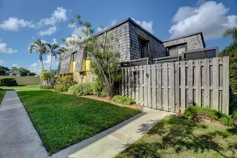 224 Woodland Road Palm Springs FL 33461