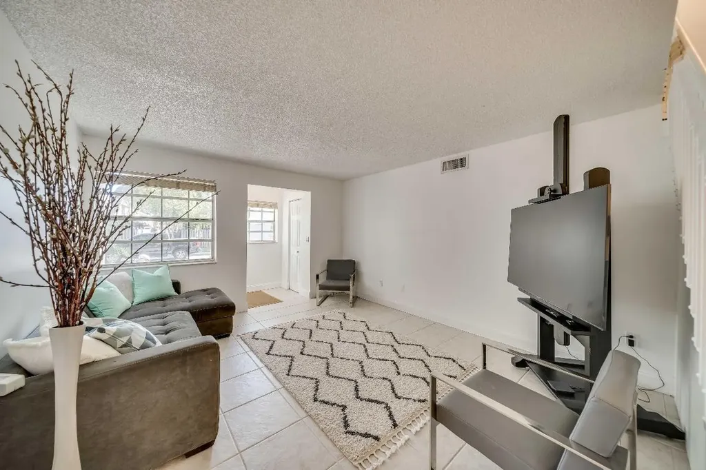 4971 SW 121st Terrace Cooper City FL 33330