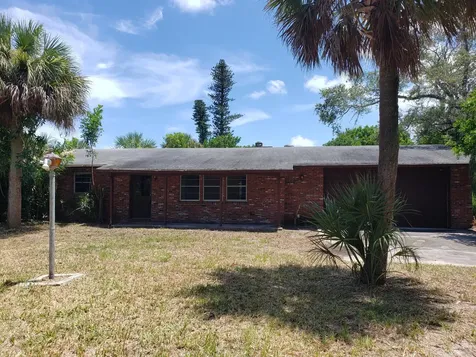 2240 Kidwin Lane Lake Worth Beach FL 33461