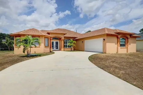 1371 SW Hebner Avenue Port St Lucie FL 34953
