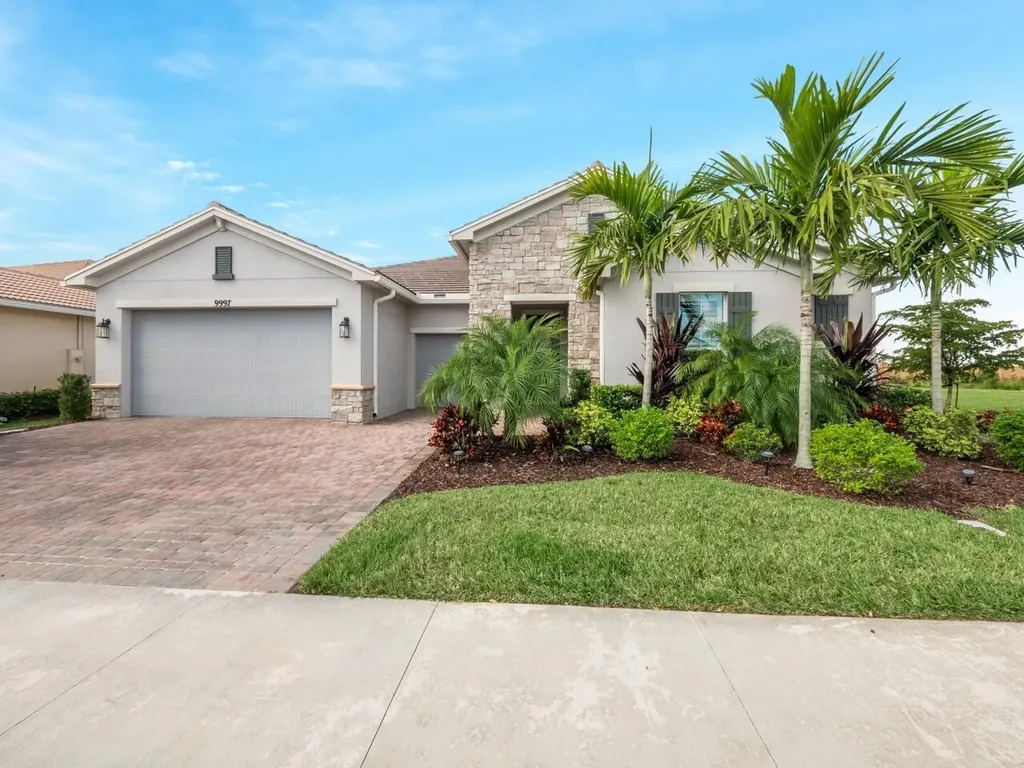 9997 SW Coral Tree Circle Port St Lucie FL 34987