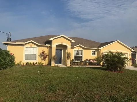 2162 SW Best Street Port St Lucie FL 34984