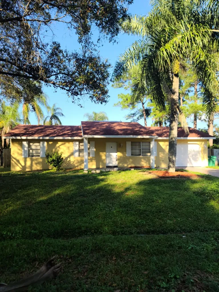 509 NW Riverside Drive Port St Lucie FL 34983