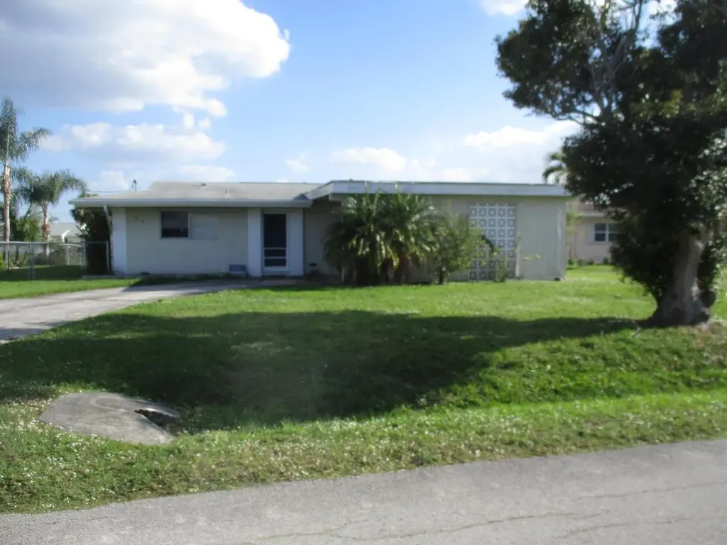 217 Olive Avenue Port St Lucie FL 34952
