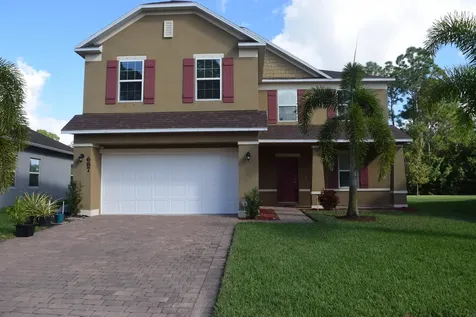 687 NE Moss Rose Place Port St Lucie FL 34983