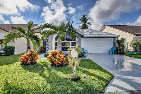 11104 Lakeaire Circle Boca Raton FL 33498