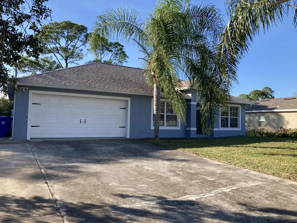 8175 101st Court Vero Beach FL 32967