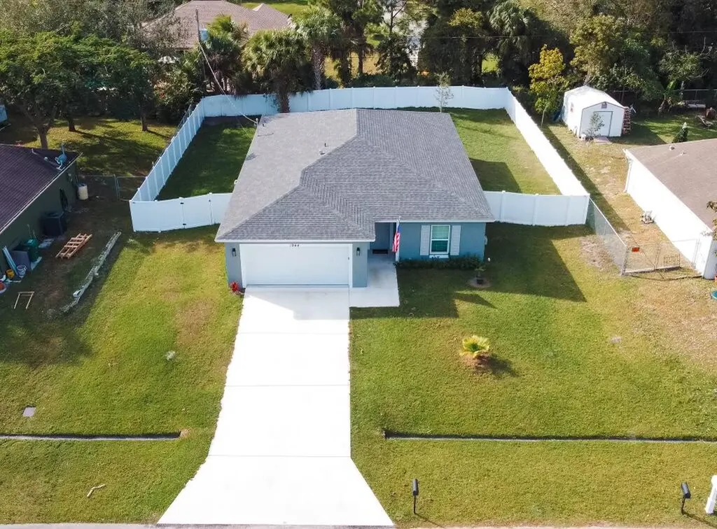 1944 SW Aguero Street Port St Lucie FL 34953