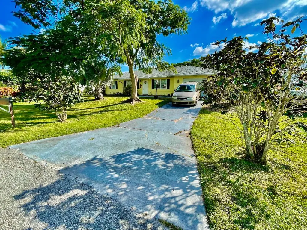2408 SE Sapelo Avenue Port St Lucie FL 34952
