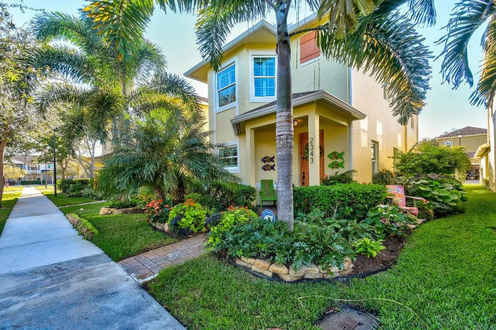 2343 SE Ruskin Drive Port St Lucie FL 34952