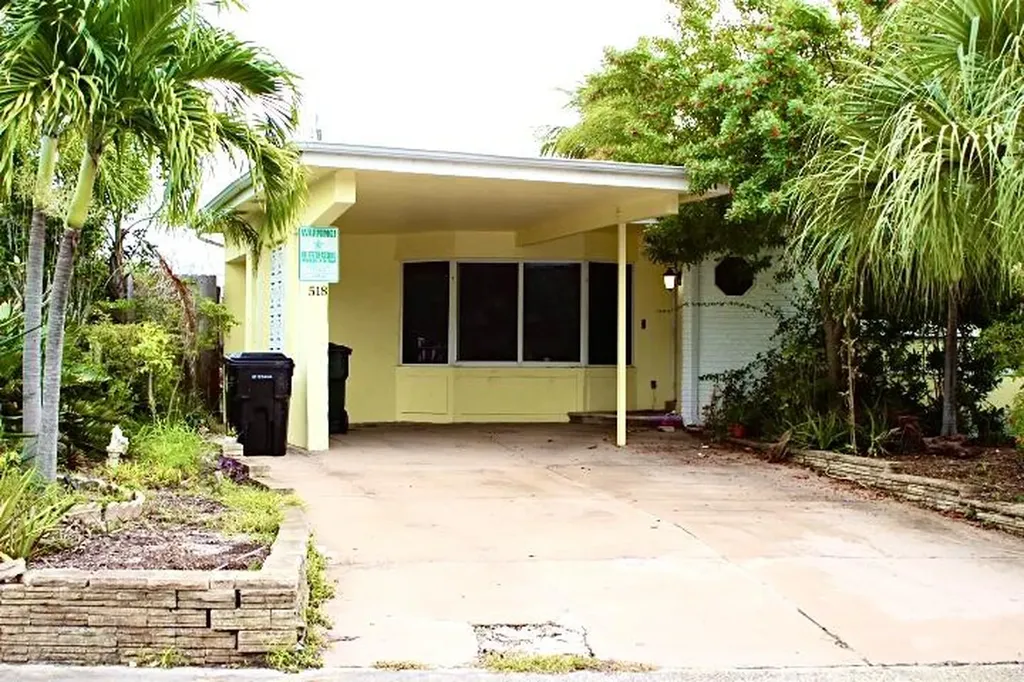 518 S B Street Lake Worth Beach FL 33460