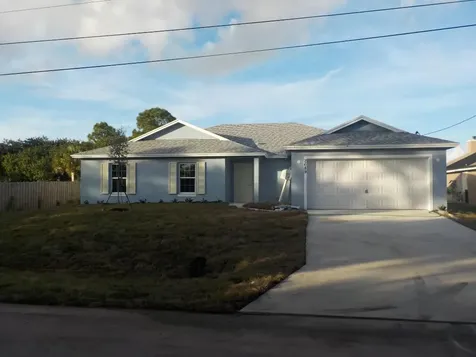 2689 SW Tanforan Boulevard Port St Lucie FL 34987
