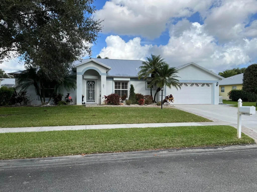 5020 4th Place Vero Beach FL 32968