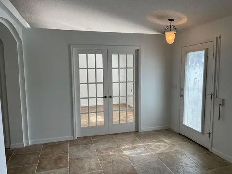 5020 4th Place Vero Beach FL 32968